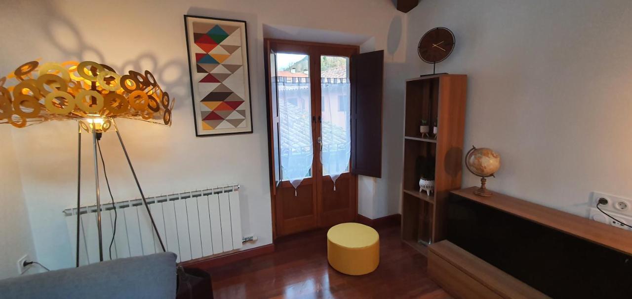 Cal Tranquil Camprodon, Acollidor Atic Al Centre Apartment Camprodon