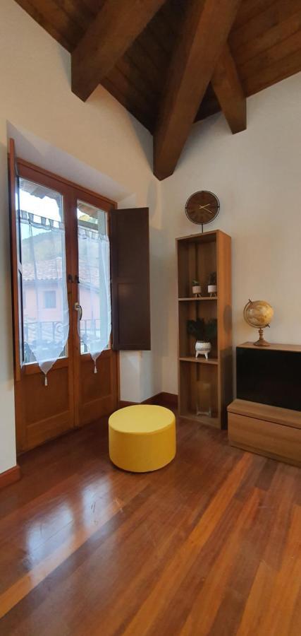 Cal Tranquil Camprodon, Acollidor Atic Al Centre Apartment